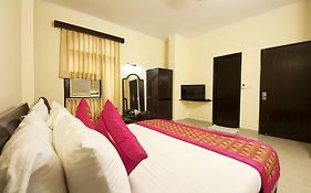 Fabhotel Delhi Darbar Near Karol Bagh Market